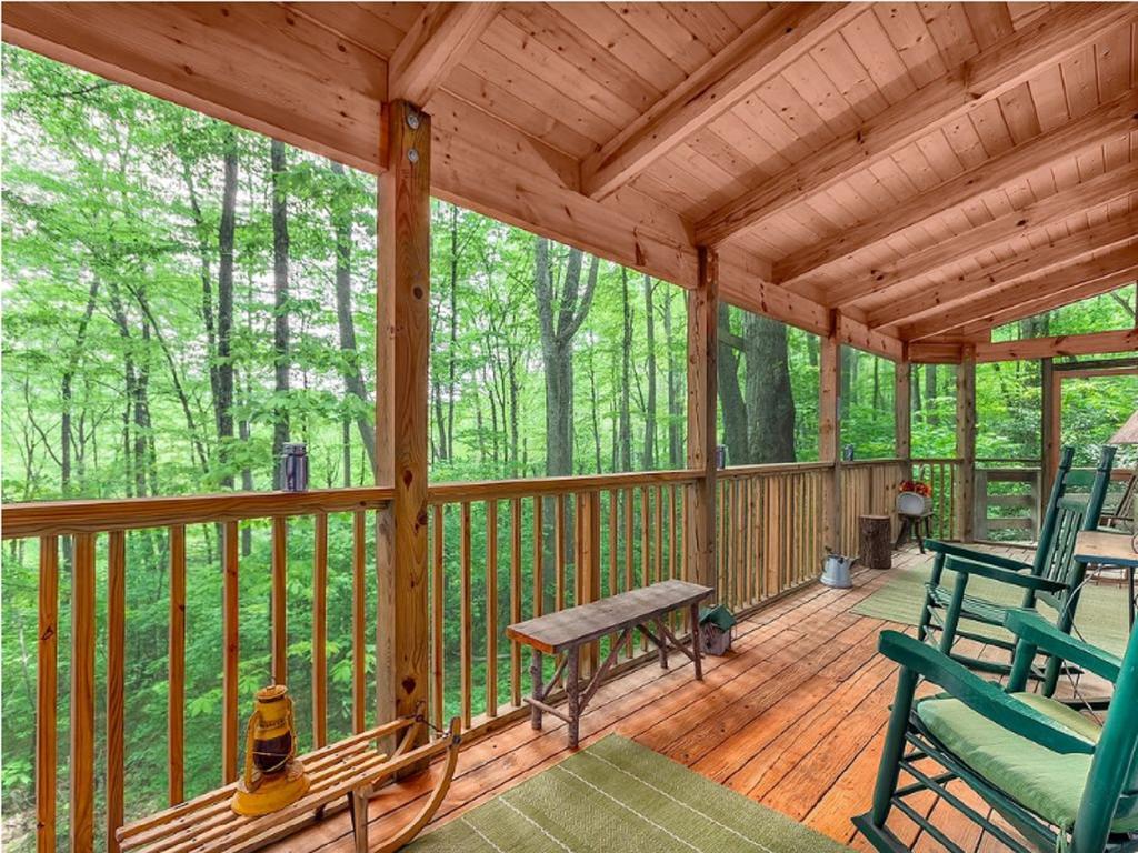 Villa Smoky Mountain Treehouse Maggie Valley Exterior foto