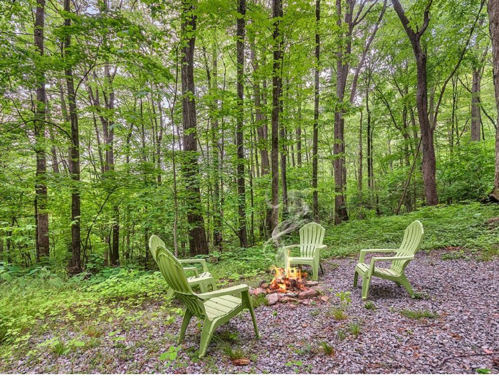 Villa Smoky Mountain Treehouse Maggie Valley Exterior foto
